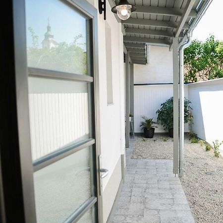 Raba Apartman House Exterior photo