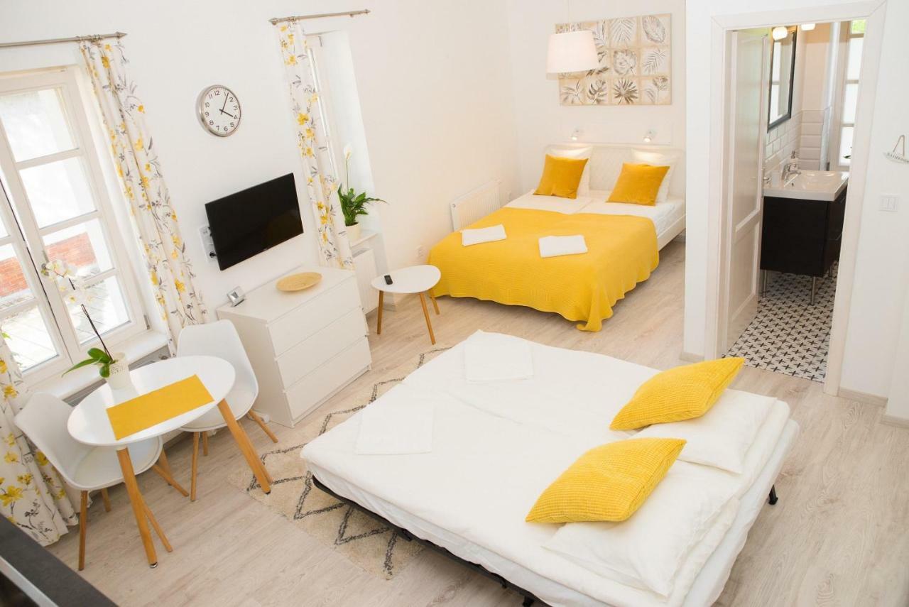 Raba Apartman House Exterior photo